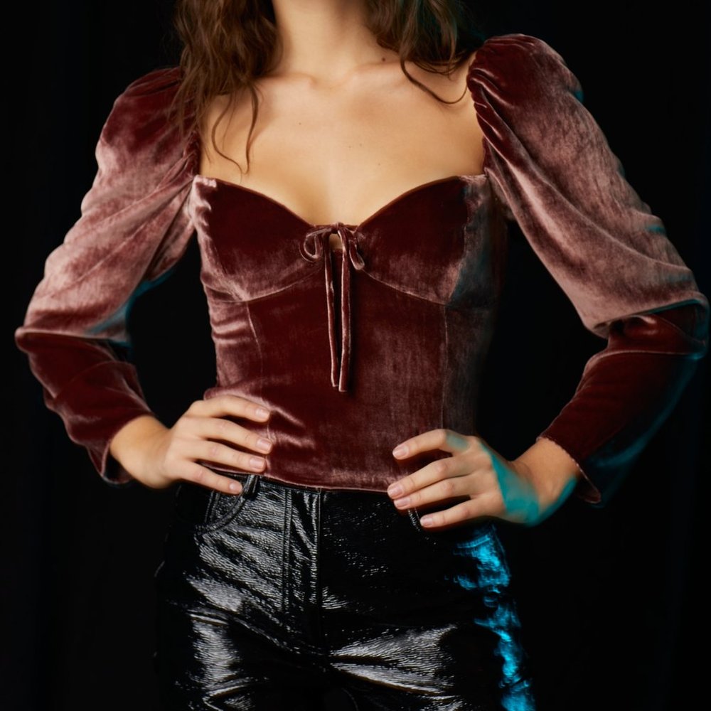 Wilfred Novella Velvet Blouse, Size 2 Pink